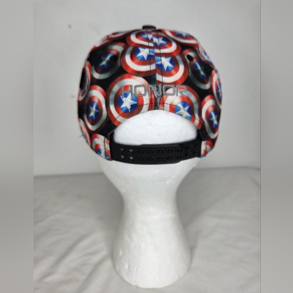 Marvel OS Captain America Shield Snapback Cap - Picture 2 of 8